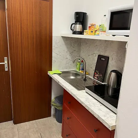 Messe Und Monteurzimmer Accommodatie bij particulieren Sehnde