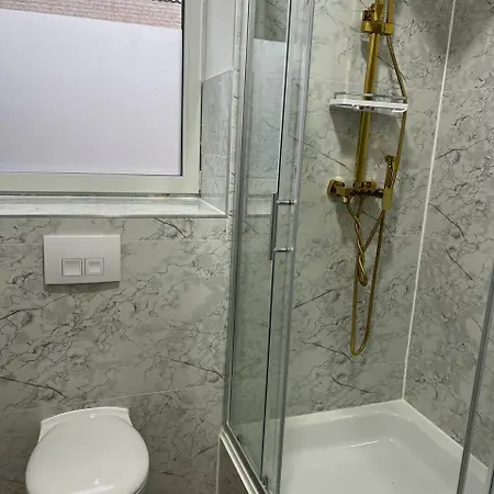 Messe Und Monteurzimmer