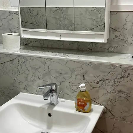 Messe Und Monteurzimmer