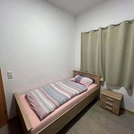 Messe Und Monteurzimmer