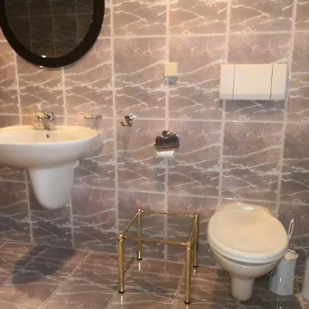 Messe Und Monteurzimmer *