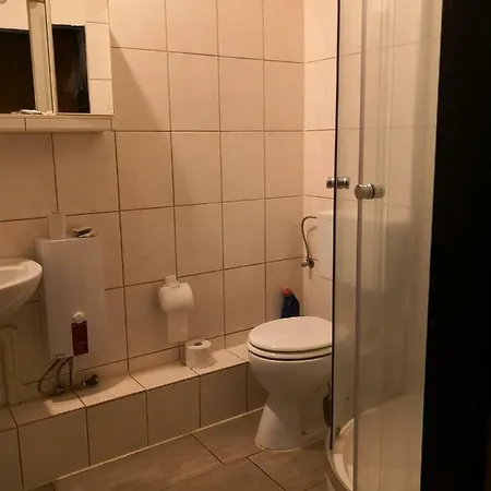 Messe Und Monteurzimmer Homestay Sehnde