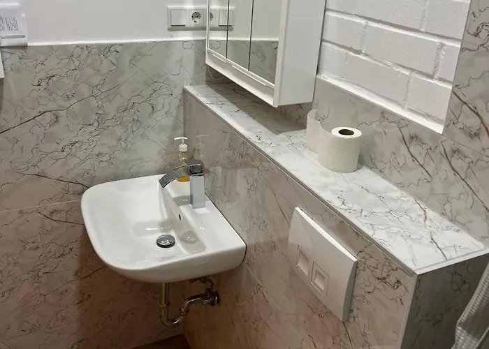 Messe Und Monteurzimmer *