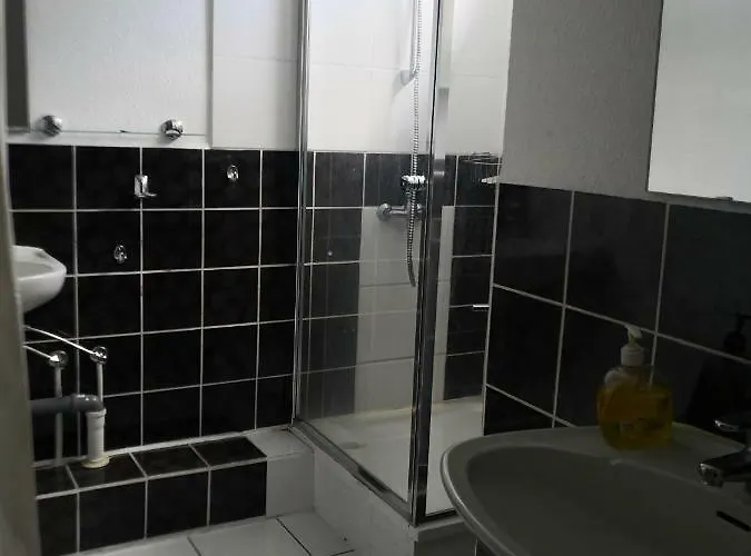 Messe Und Monteurzimmer *