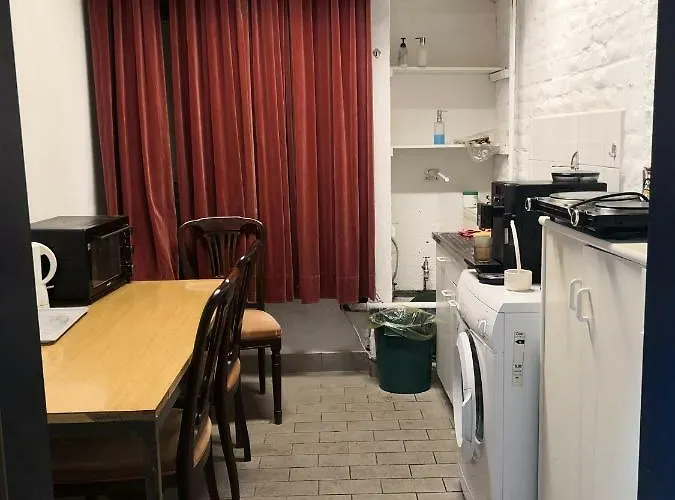 Rum i privatbostad Messe Und Monteurzimmer *